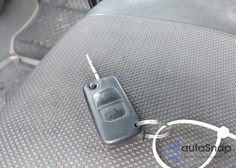 2016 Mercedes-Benz Sprinter 2500 High Roof из США, поврежденный, VIN 8BTPE8DD1GE123016